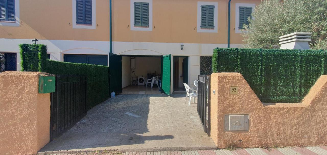 Casa Mas Pinell 93 Villa Torroella De Montgri Exterior photo